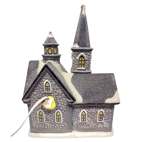 Carole Towne-Isabel’s Chapel Gray Charming Stone Holiday Light Up Church GUC - Picture 4 of 12
